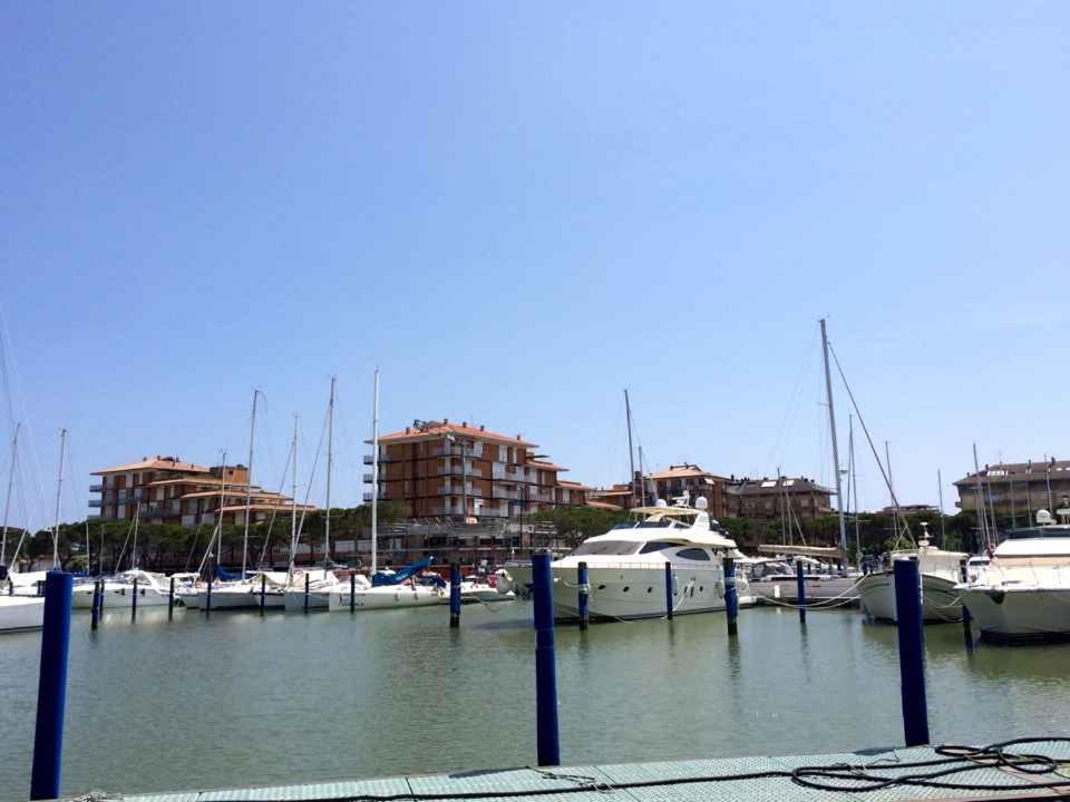Apartments Porto Santa Margherita 40282 Ngoại thất bức ảnh